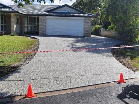 DRIVEWAY SOLUTION PTY LTD .